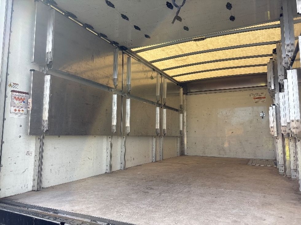 Light Duty Box Truck-Light and Medium Duty Trucks-GMC-2022-Savana G33903-Clackamas-OR-49,198\n\t\tmiles-$ 40,000 - Image 11