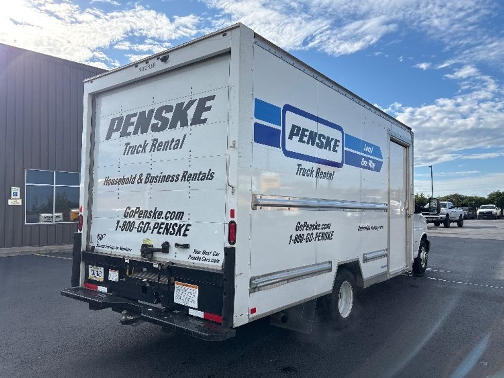 Light Duty Box Truck-Light and Medium Duty Trucks-GMC-2022-Savana G33903-Clackamas-OR-49,198\n\t\tmiles-$ 40,000 - Image 13