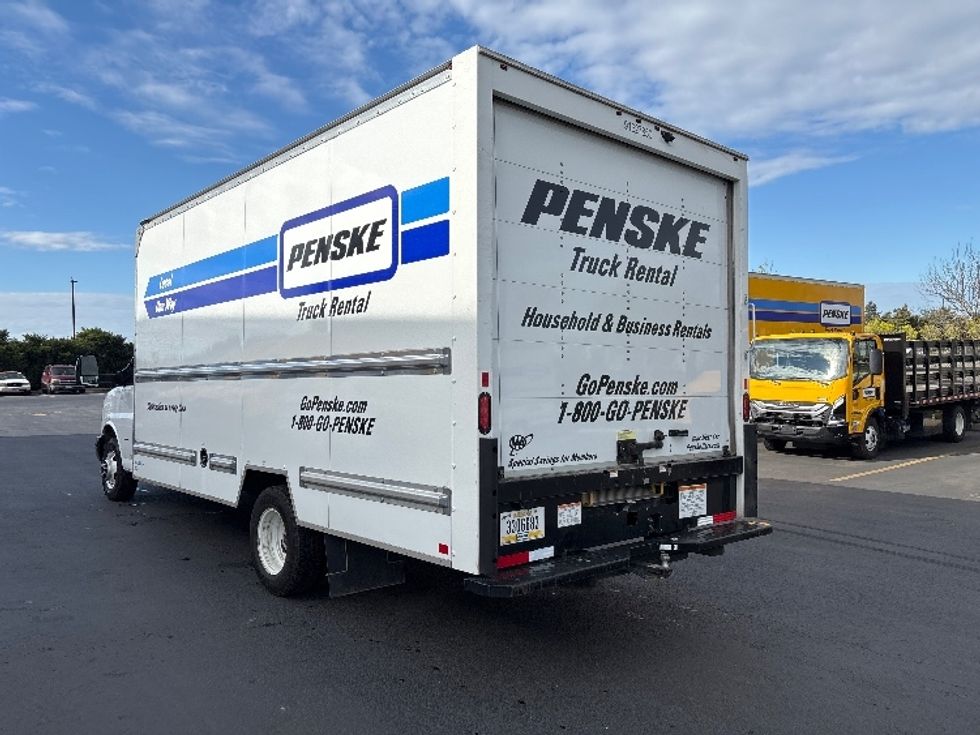 Light Duty Box Truck-Light and Medium Duty Trucks-GMC-2022-Savana G33903-Clackamas-OR-49,198\n\t\tmiles-$ 40,000 - Image 6