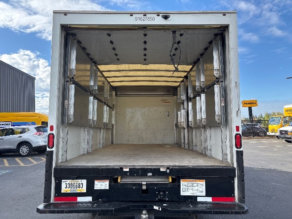 Light Duty Box Truck-Light and Medium Duty Trucks-GMC-2022-Savana G33903-Clackamas-OR-49,198\n\t\tmiles-$ 40,000 - Image 8