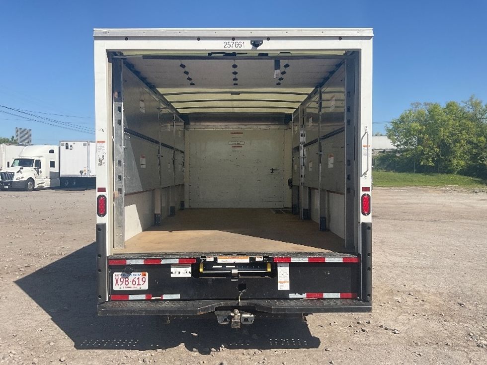 Light Duty Box Truck-Light and Medium Duty Trucks-GMC-2022-Savana G33903-Cleveland-TN-39,041\n\t\tmiles-$ 43,250 - Image 8