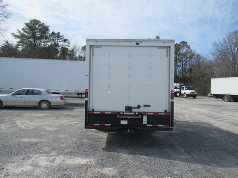 Light Duty Box Truck-Light and Medium Duty Trucks-GMC-2022-Savana G33903-Cleveland-TN-81,997\n\t\tmiles-$ 29,500 - Image 6