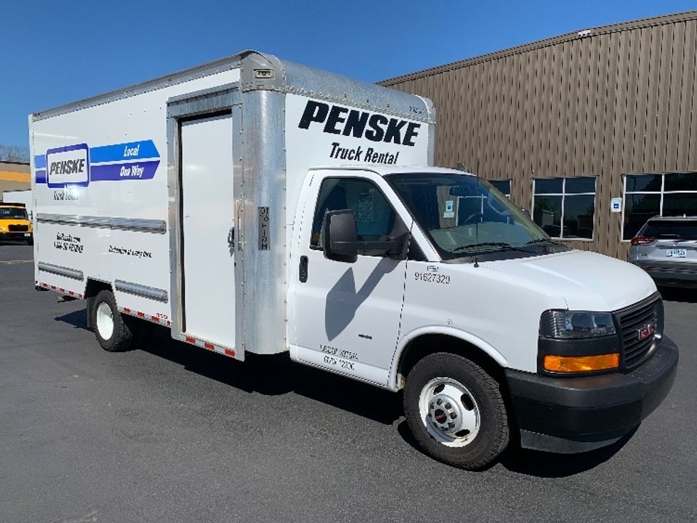 Light Duty Box Truck-Light and Medium Duty Trucks-GMC-2022-Savana G33903-Coburg-OR-35,242\n\t\tmiles-$ 46,500 - Image 1