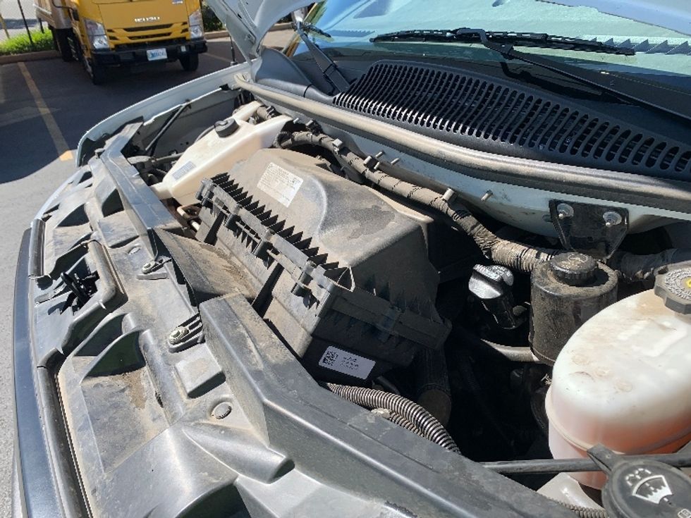 Light Duty Box Truck-Light and Medium Duty Trucks-GMC-2022-Savana G33903-Coburg-OR-35,242\n\t\tmiles-$ 46,500 - Image 24