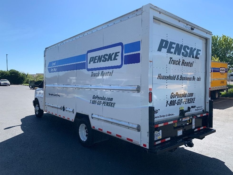 Light Duty Box Truck-Light and Medium Duty Trucks-GMC-2022-Savana G33903-Coburg-OR-35,242\n\t\tmiles-$ 46,500 - Image 6