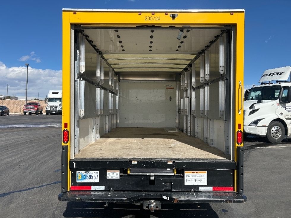 Light Duty Box Truck-Light and Medium Duty Trucks-GMC-2022-Savana G33903-Colorado Springs-CO-19,569\n\t\tmiles-$ 38,750 - Image 8