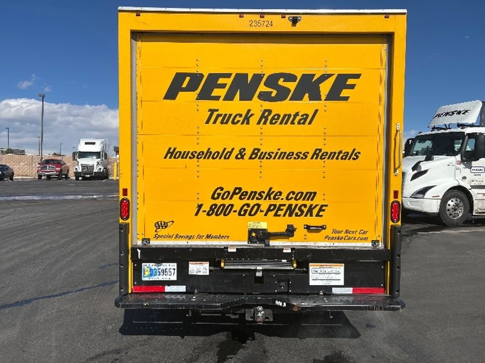 Light Duty Box Truck-Light and Medium Duty Trucks-GMC-2022-Savana G33903-Colorado Springs-CO-19,569\n\t\tmiles-$ 38,750 - Image 7