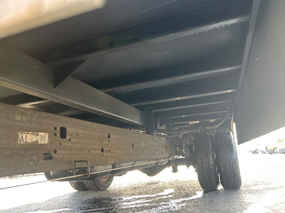 Light Duty Box Truck-Light and Medium Duty Trucks-GMC-2022-Savana G33903-Colorado Springs-CO-19,569\n\t\tmiles-$ 38,750 - Image 5