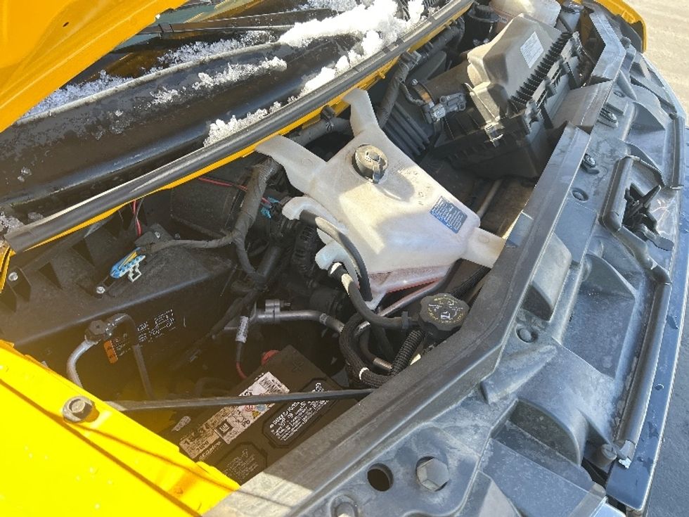 Light Duty Box Truck-Light and Medium Duty Trucks-GMC-2022-Savana G33903-Colorado Springs-CO-19,569\n\t\tmiles-$ 38,750 - Image 23