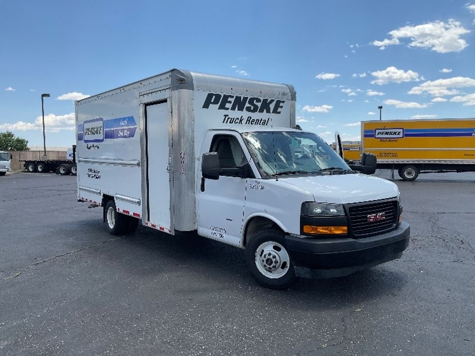 Light Duty Box Truck-Light and Medium Duty Trucks-GMC-2022-Savana G33903-Colorado Springs-CO-33,570\n\t\tmiles-$ 46,500 - Image 1