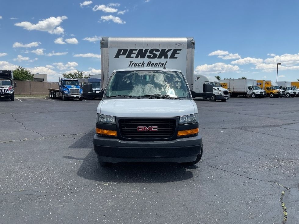 Light Duty Box Truck-Light and Medium Duty Trucks-GMC-2022-Savana G33903-Colorado Springs-CO-33,570\n\t\tmiles-$ 46,500 - Image 2