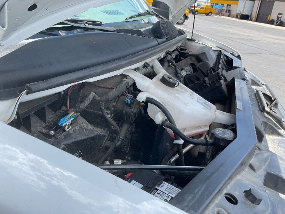 Light Duty Box Truck-Light and Medium Duty Trucks-GMC-2022-Savana G33903-Colorado Springs-CO-33,570\n\t\tmiles-$ 46,500 - Image 22