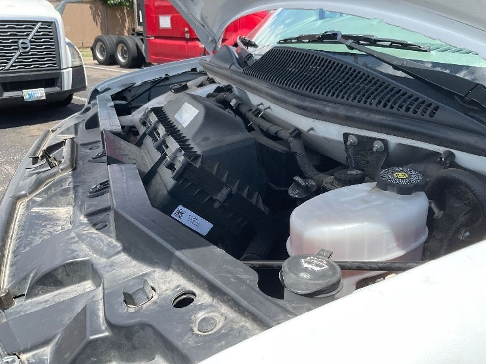 Light Duty Box Truck-Light and Medium Duty Trucks-GMC-2022-Savana G33903-Colorado Springs-CO-33,570\n\t\tmiles-$ 46,500 - Image 23