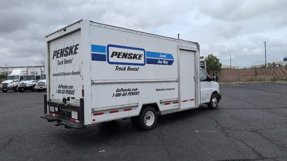 Light Duty Box Truck-Light and Medium Duty Trucks-GMC-2022-Savana G33903-Colorado Springs-CO-48,414\n\t\tmiles-$ 41,250 - Image 11