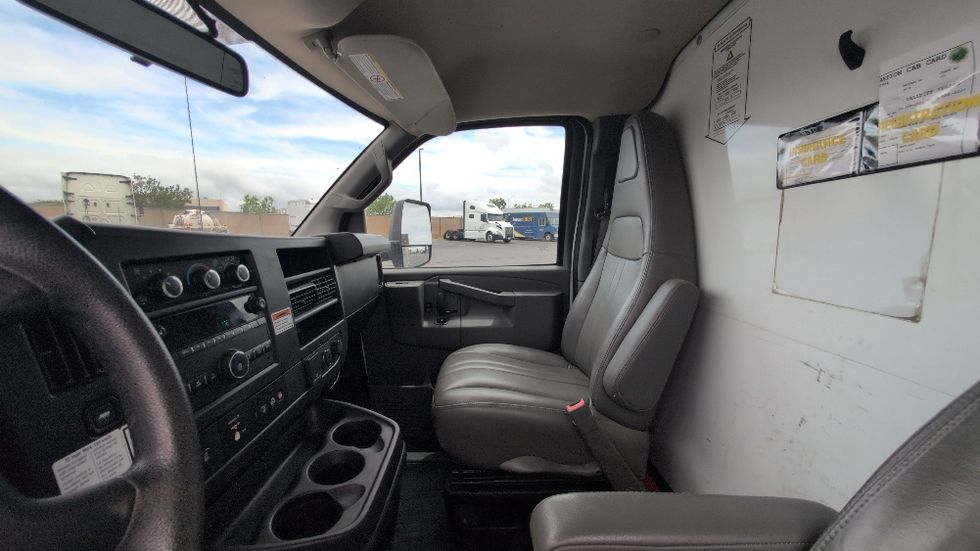 Light Duty Box Truck-Light and Medium Duty Trucks-GMC-2022-Savana G33903-Colorado Springs-CO-48,414\n\t\tmiles-$ 41,250 - Image 16