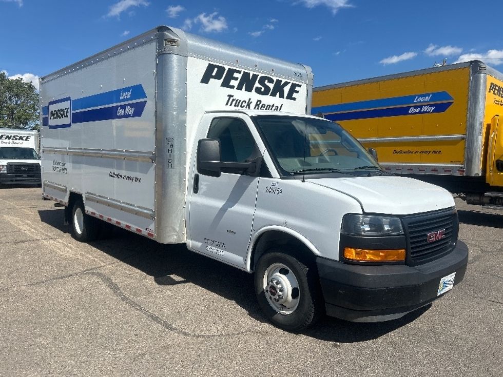 Light Duty Box Truck-Light and Medium Duty Trucks-GMC-2022-Savana G33903-Colorado Springs-CO-55,944\n\t\tmiles-$ 36,500 - Image 1