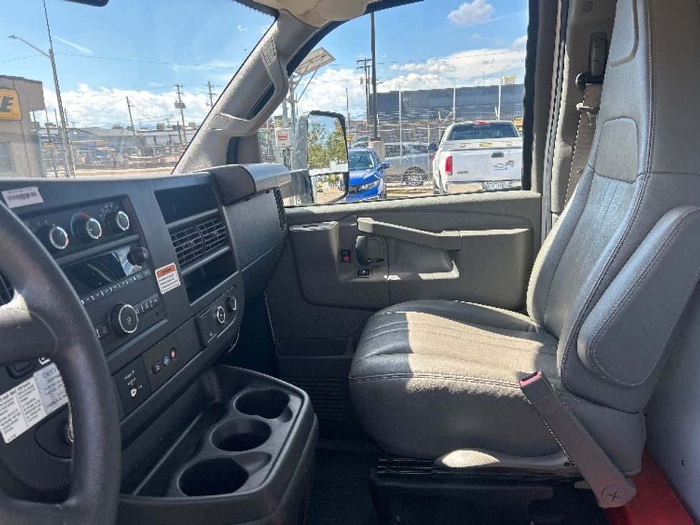 Light Duty Box Truck-Light and Medium Duty Trucks-GMC-2022-Savana G33903-Colorado Springs-CO-55,944\n\t\tmiles-$ 36,500 - Image 17