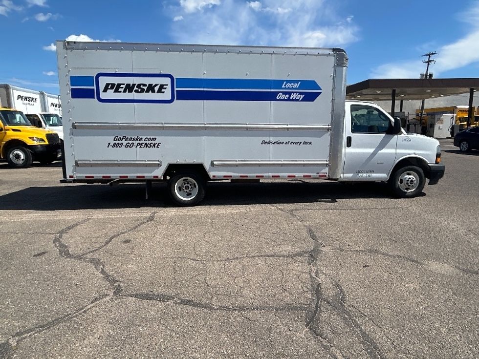 Light Duty Box Truck-Light and Medium Duty Trucks-GMC-2022-Savana G33903-Colorado Springs-CO-55,944\n\t\tmiles-$ 36,500 - Image 13