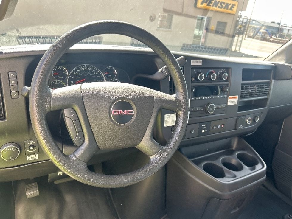 Light Duty Box Truck-Light and Medium Duty Trucks-GMC-2022-Savana G33903-Colorado Springs-CO-55,944\n\t\tmiles-$ 36,500 - Image 16