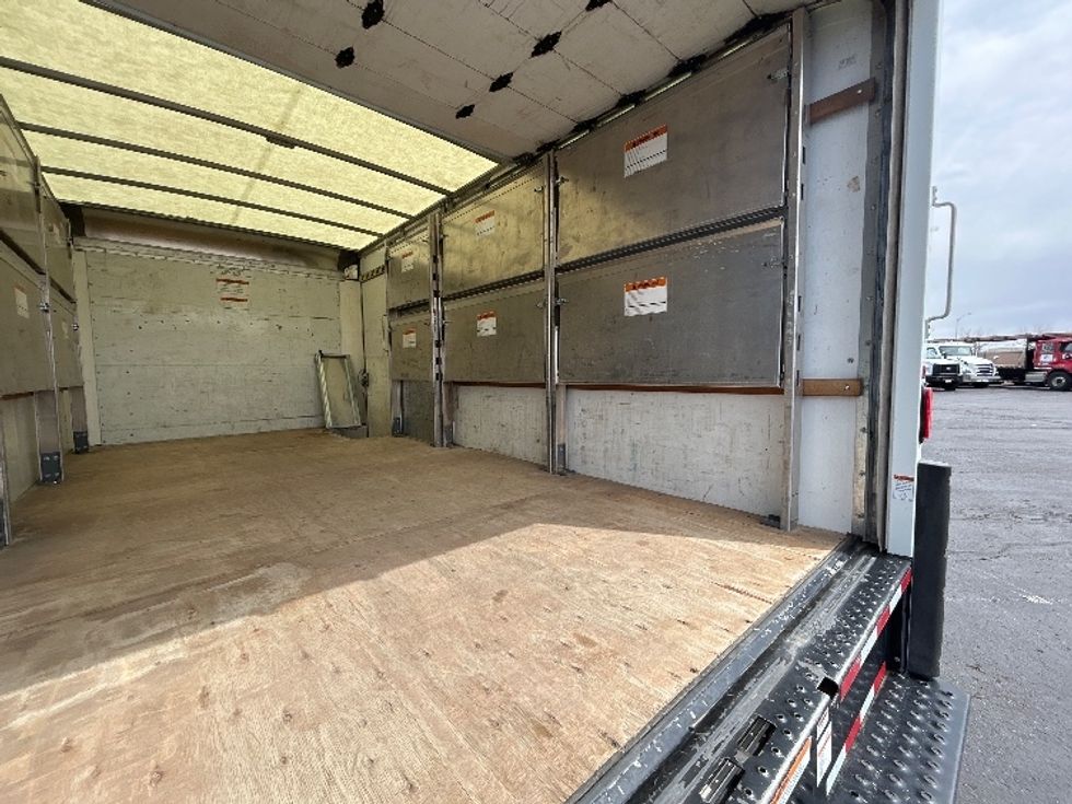 Light Duty Box Truck-Light and Medium Duty Trucks-GMC-2022-Savana G33903-Colorado Springs-CO-62,020\n\t\tmiles-$ 40,250 - Image 10