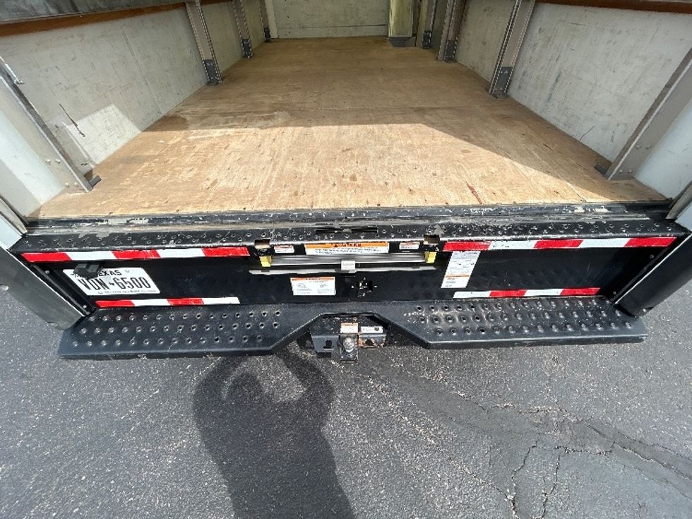 Light Duty Box Truck-Light and Medium Duty Trucks-GMC-2022-Savana G33903-Colorado Springs-CO-62,020\n\t\tmiles-$ 40,250 - Image 8