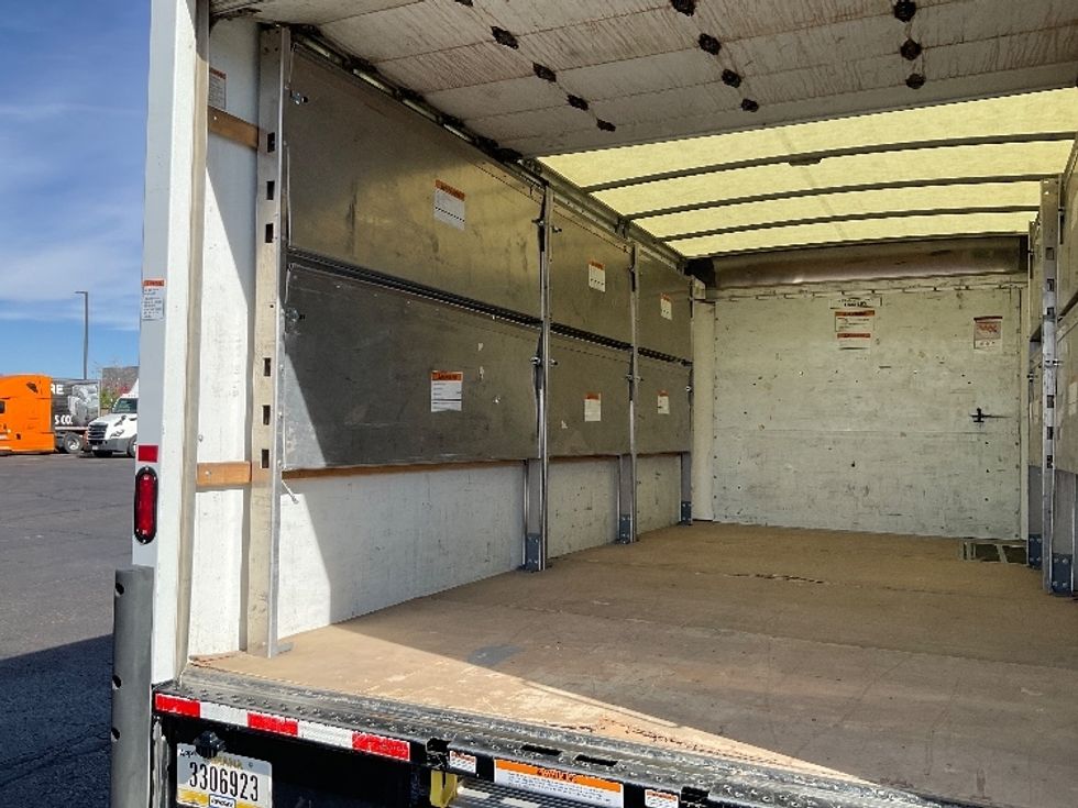 Light Duty Box Truck-Light and Medium Duty Trucks-GMC-2022-Savana G33903-Colorado Springs-CO-71,571\n\t\tmiles-$ 39,500 - Image 10