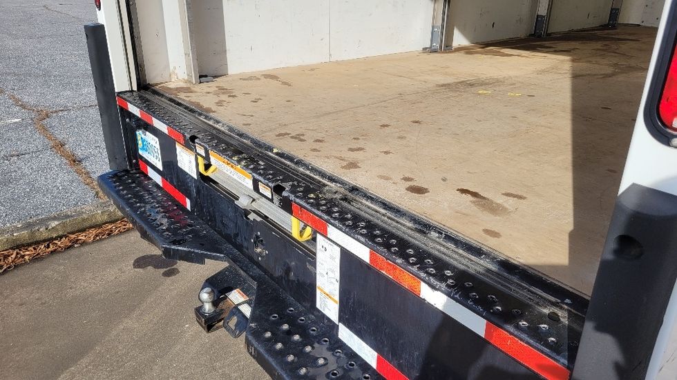 Light Duty Box Truck-Light and Medium Duty Trucks-GMC-2022-Savana G33903-Columbus-GA-36,560\n\t\tmiles-$ 50,000 - Image 10