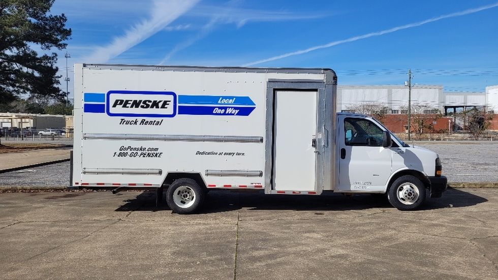 Light Duty Box Truck-Light and Medium Duty Trucks-GMC-2022-Savana G33903-Columbus-GA-36,560\n\t\tmiles-$ 50,000 - Image 15