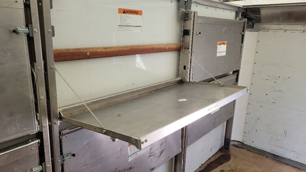 Light Duty Box Truck-Light and Medium Duty Trucks-GMC-2022-Savana G33903-Columbus-GA-36,560\n\t\tmiles-$ 50,000 - Image 26