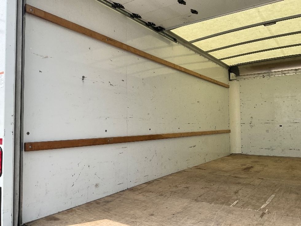 Light Duty Box Truck-Light and Medium Duty Trucks-GMC-2022-Savana G33903-Corpus Christi-TX-76,738\n\t\tmiles-$ 33,500 - Image 11