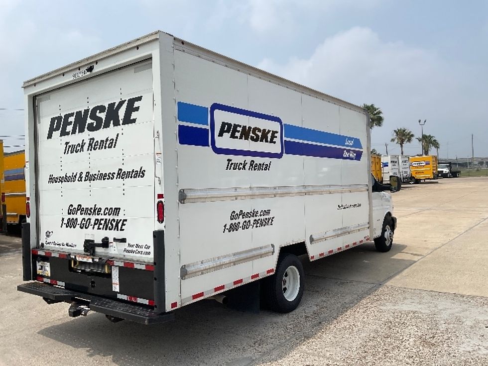 Light Duty Box Truck-Light and Medium Duty Trucks-GMC-2022-Savana G33903-Corpus Christi-TX-76,738\n\t\tmiles-$ 33,500 - Image 13