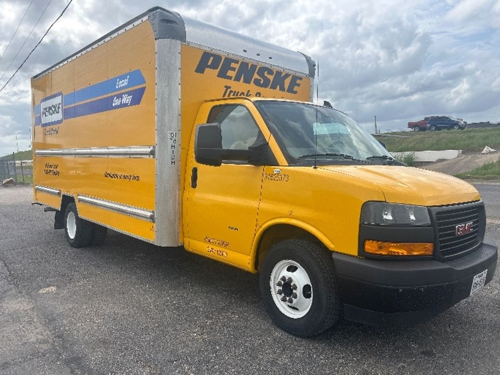 Light Duty Box Truck-Light and Medium Duty Trucks-GMC-2022-Savana G33903-Dallas-TX-102,457\n\t\tmiles-$ 28,750 - Image 1