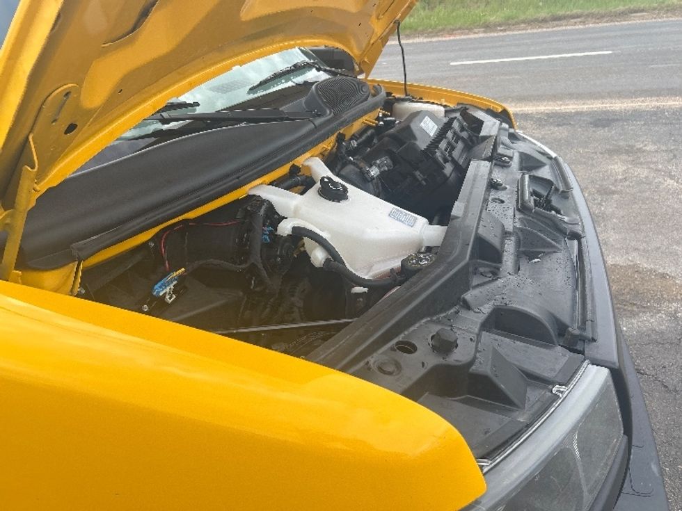 Light Duty Box Truck-Light and Medium Duty Trucks-GMC-2022-Savana G33903-Dallas-TX-102,457\n\t\tmiles-$ 28,750 - Image 22