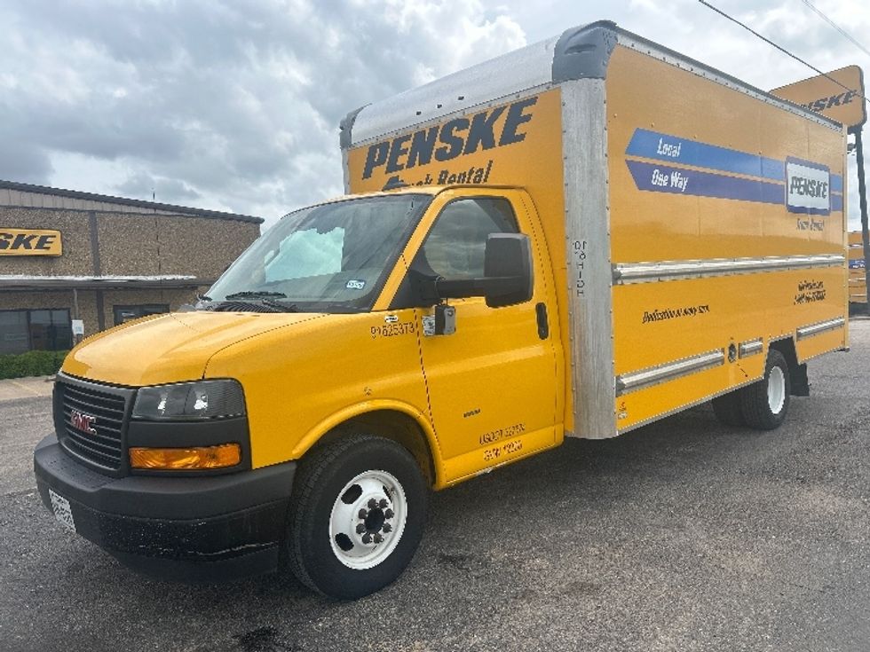 Light Duty Box Truck-Light and Medium Duty Trucks-GMC-2022-Savana G33903-Dallas-TX-102,457\n\t\tmiles-$ 28,750 - Image 3