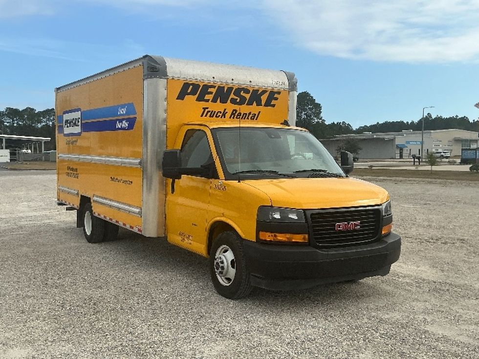 Light Duty Box Truck-Light and Medium Duty Trucks-GMC-2022-Savana G33903-Dallas-TX-103,717\n\t\tmiles-$ 27,750 - Image 1