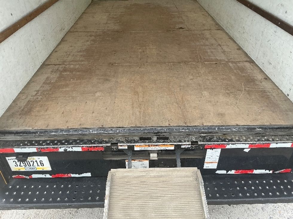 Light Duty Box Truck-Light and Medium Duty Trucks-GMC-2022-Savana G33903-Dallas-TX-103,717\n\t\tmiles-$ 27,750 - Image 10