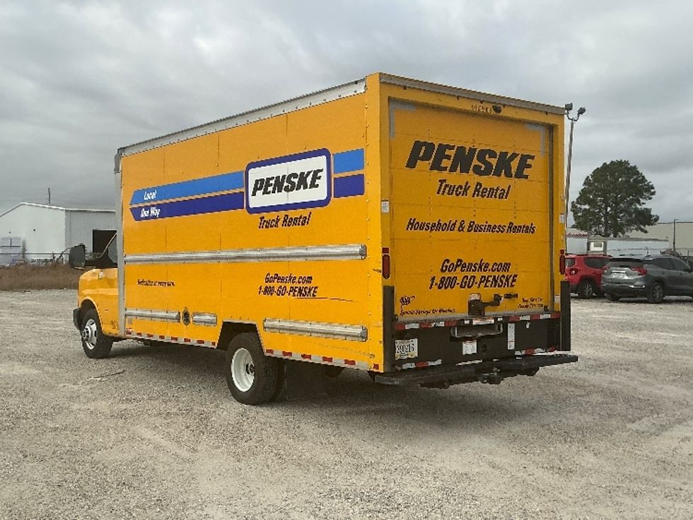 Light Duty Box Truck-Light and Medium Duty Trucks-GMC-2022-Savana G33903-Dallas-TX-103,717\n\t\tmiles-$ 27,750 - Image 6