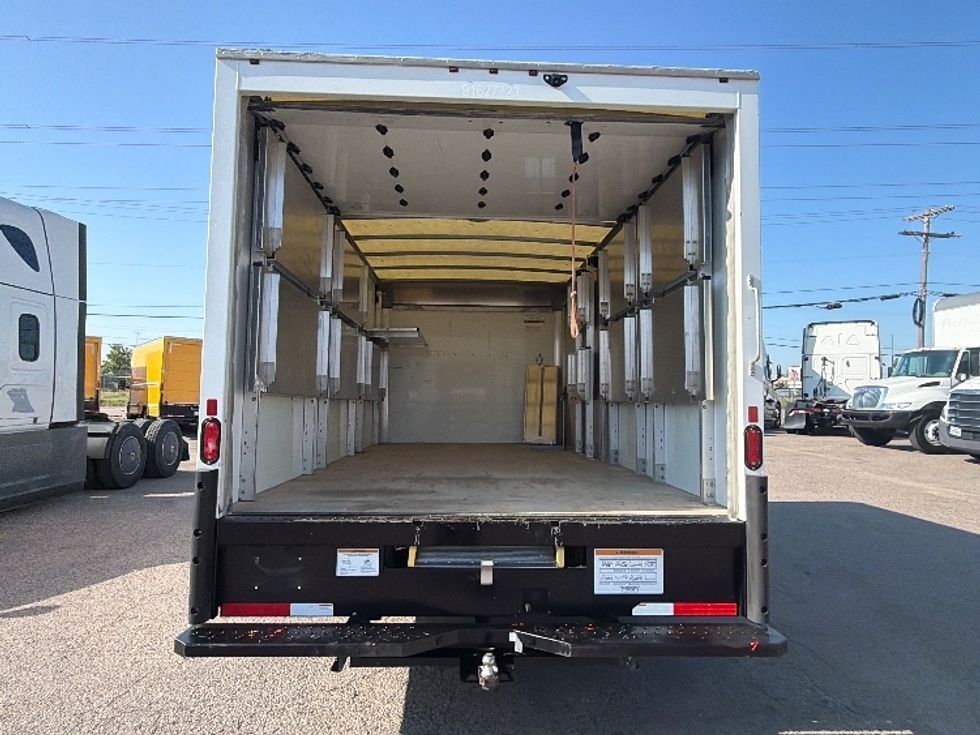 Light Duty Box Truck-Light and Medium Duty Trucks-GMC-2022-Savana G33903-Dallas-TX-25,084\n\t\tmiles-$ 43,000 - Image 7