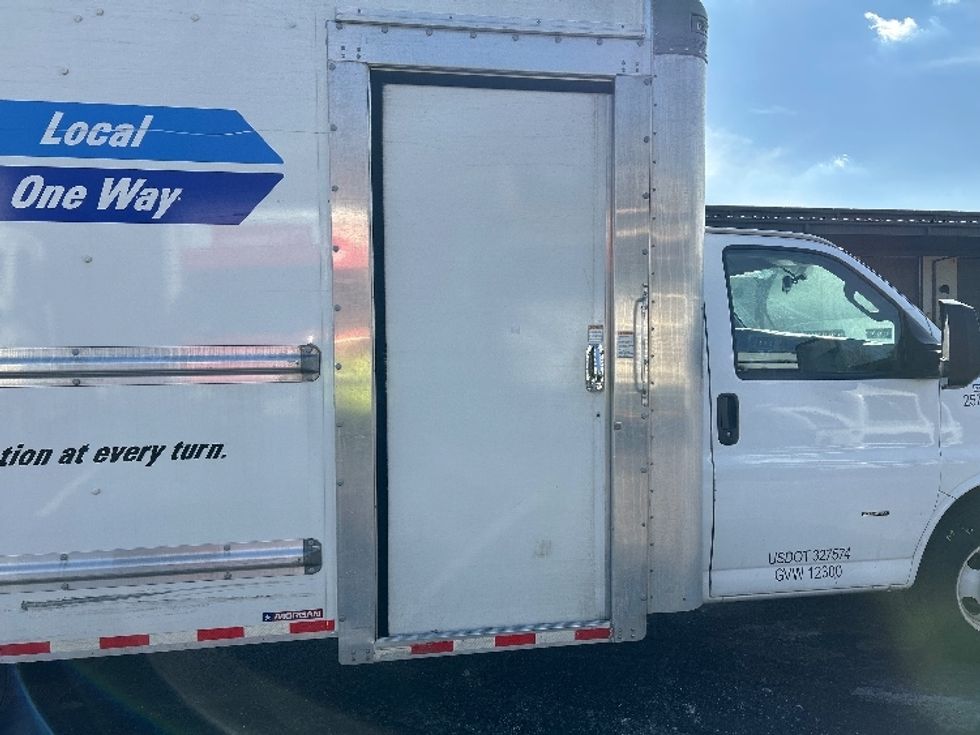 Light Duty Box Truck-Light and Medium Duty Trucks-GMC-2022-Savana G33903-Dayton-NJ-64,930\n\t\tmiles-$ 40,500 - Image 25