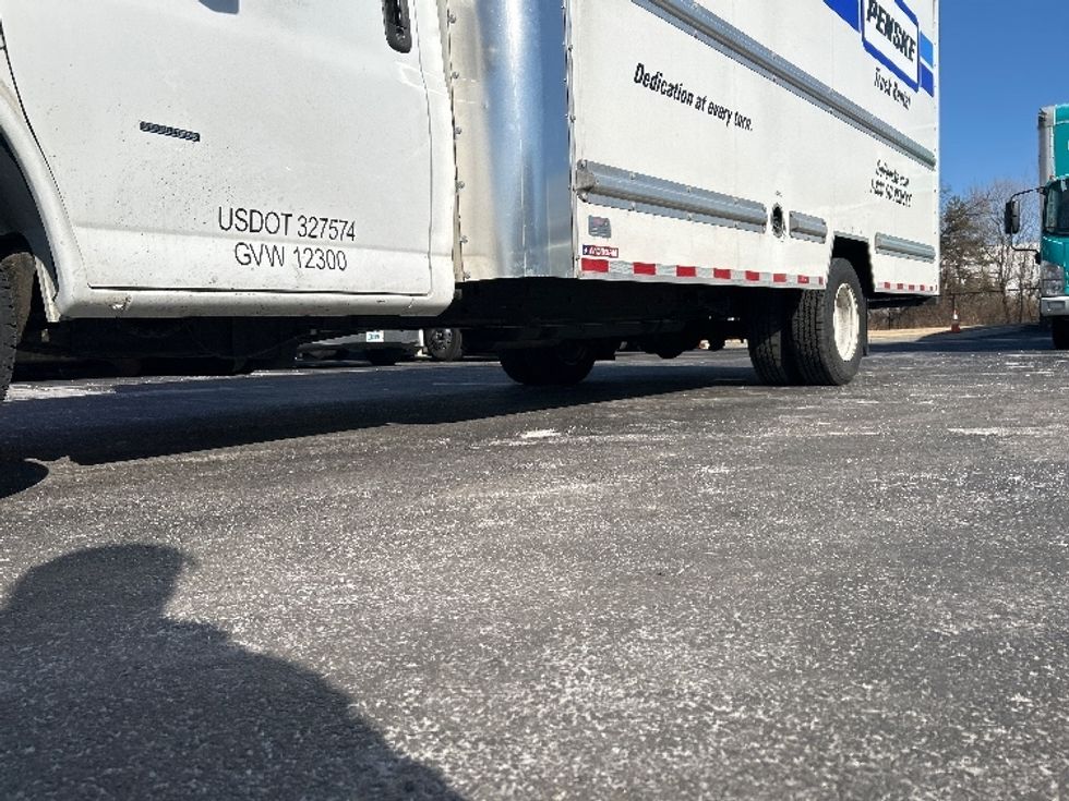 Light Duty Box Truck-Light and Medium Duty Trucks-GMC-2022-Savana G33903-Dayton-NJ-64,930\n\t\tmiles-$ 40,500 - Image 5