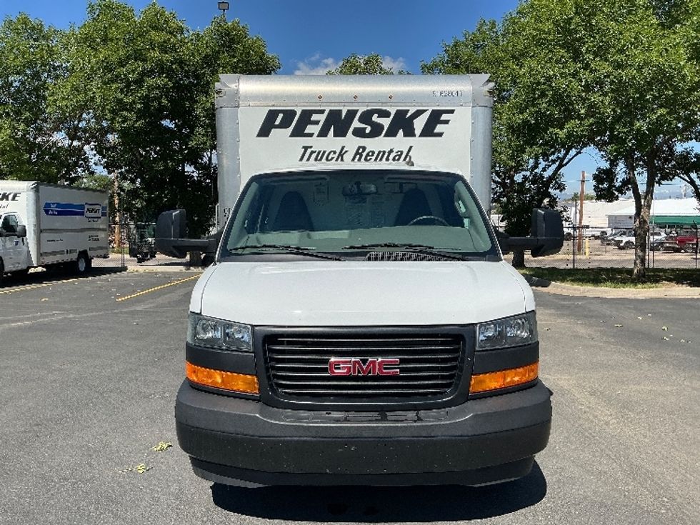Light Duty Box Truck-Light and Medium Duty Trucks-GMC-2022-Savana G33903-Denver-CO-35,493\n\t\tmiles-$ 42,750 - Image 2