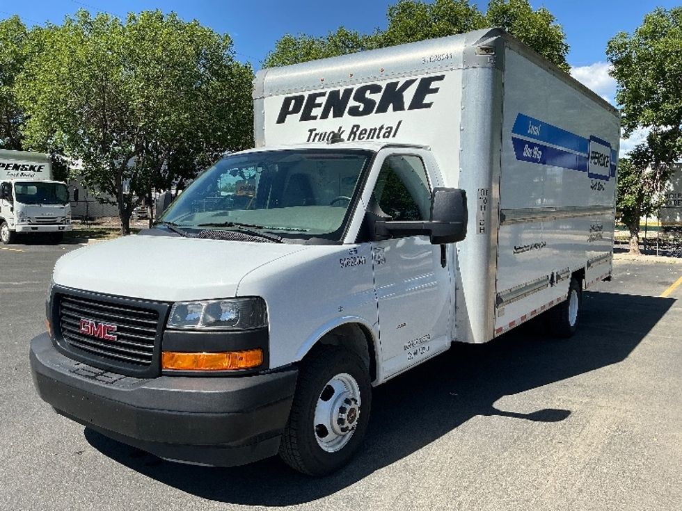 Light Duty Box Truck-Light and Medium Duty Trucks-GMC-2022-Savana G33903-Denver-CO-35,493\n\t\tmiles-$ 42,750 - Image 3