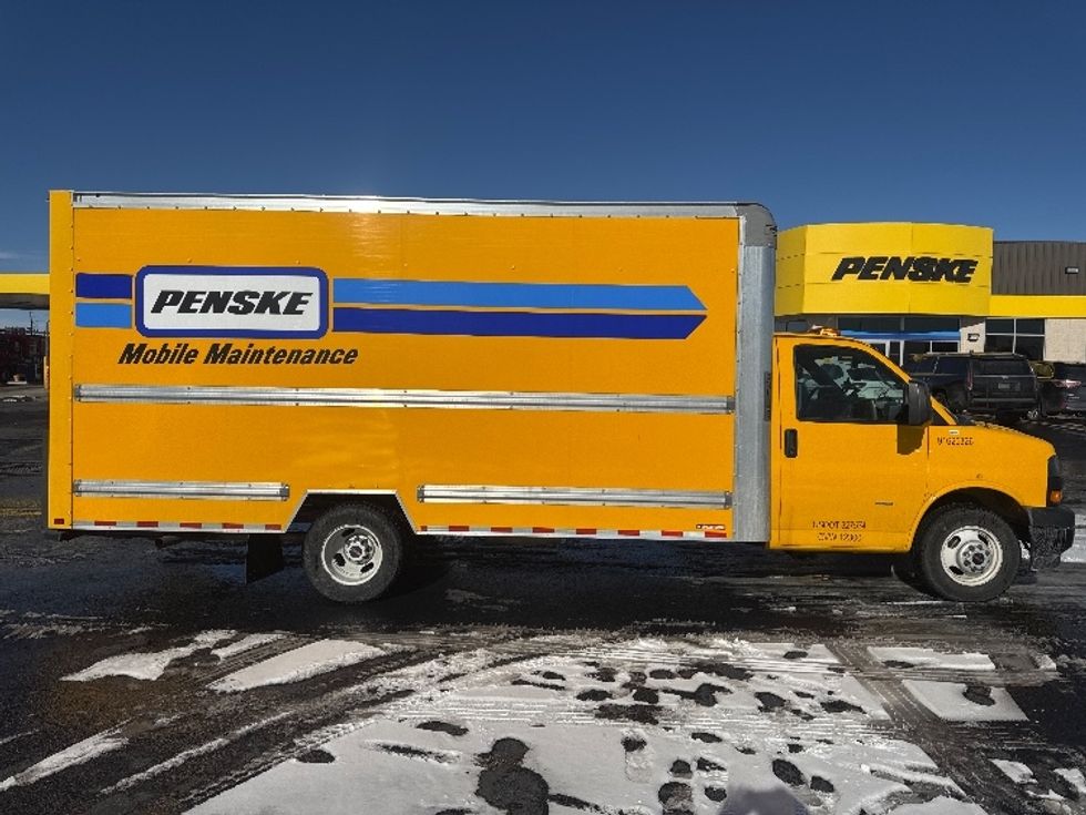 Light Duty Box Truck-Light and Medium Duty Trucks-GMC-2022-Savana G33903-Denver-CO-41,380\n\t\tmiles-$ 1,002,499 - Image 11