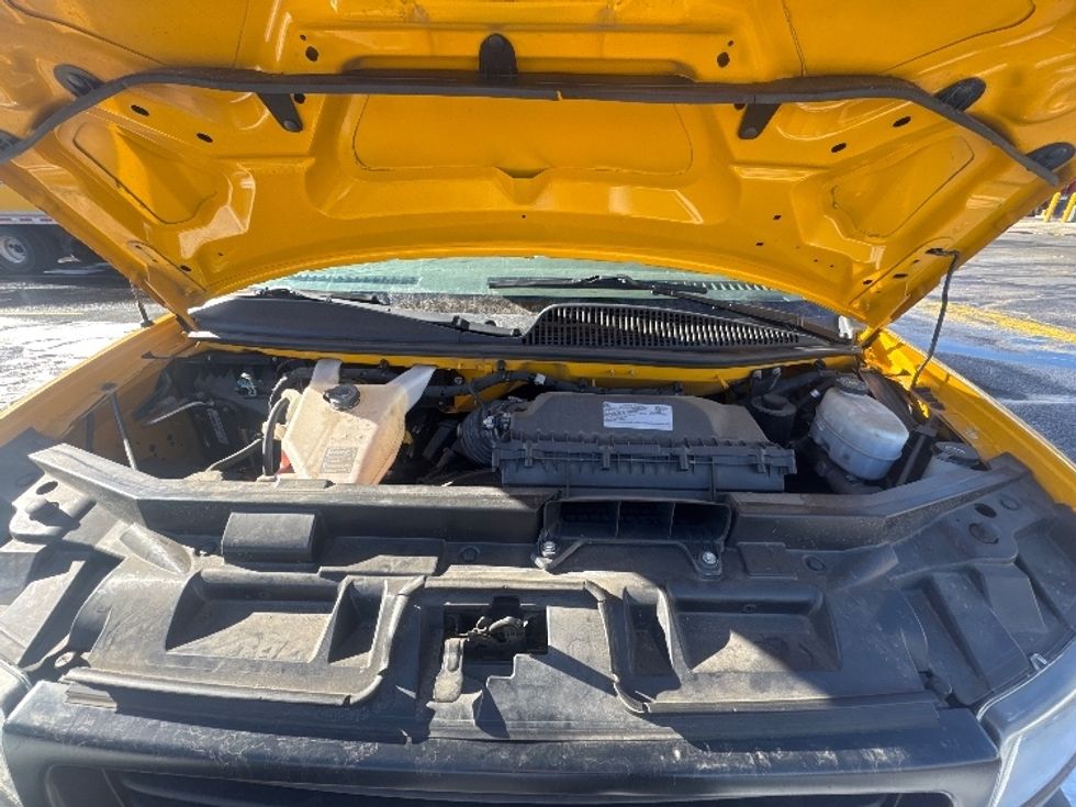 Light Duty Box Truck-Light and Medium Duty Trucks-GMC-2022-Savana G33903-Denver-CO-41,380\n\t\tmiles-$ 1,002,499 - Image 15