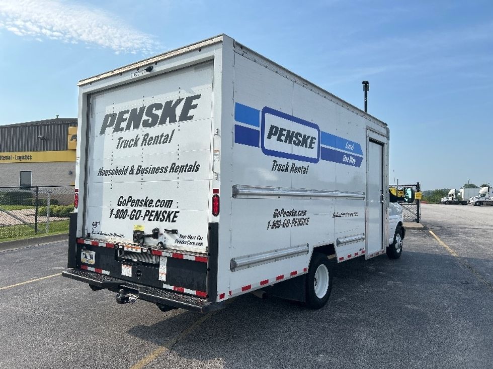 Light Duty Box Truck-Light and Medium Duty Trucks-GMC-2022-Savana G33903-Des Moines-IA-66,701\n\t\tmiles-$ 38,000 - Image 11