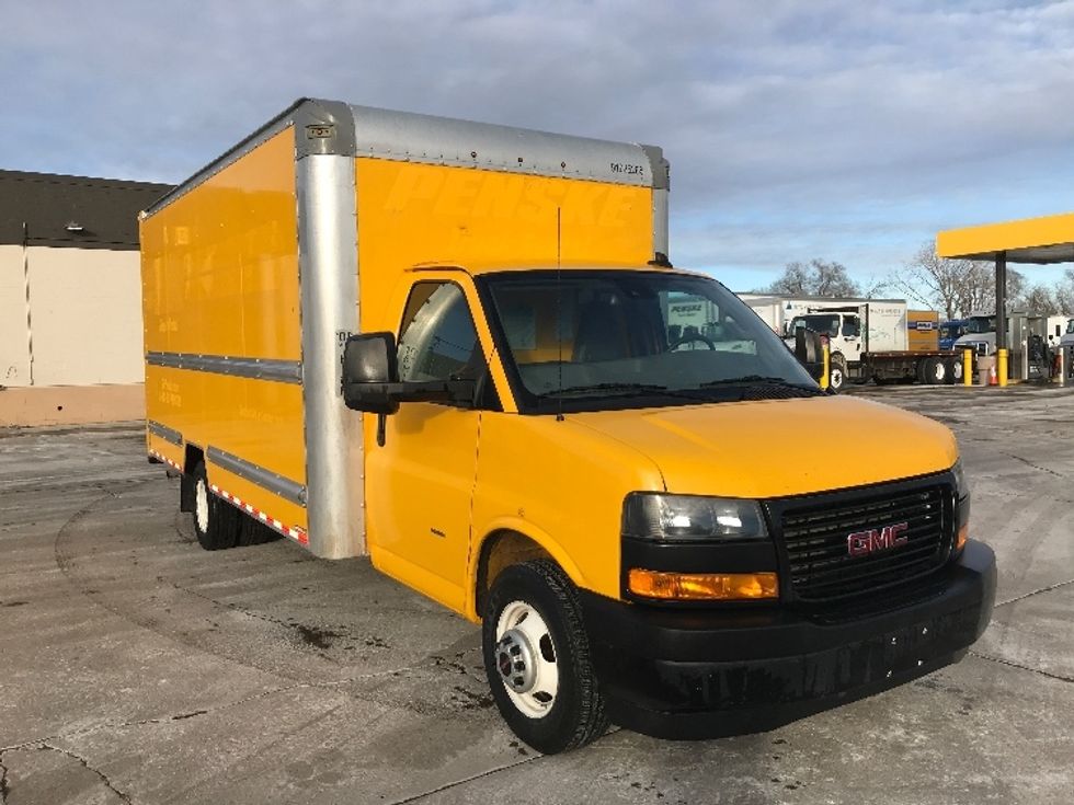 Light Duty Box Truck-Light and Medium Duty Trucks-GMC-2022-Savana G33903-Des Moines-IA-86,916\n\t\tmiles-$ 29,500 - Image 1
