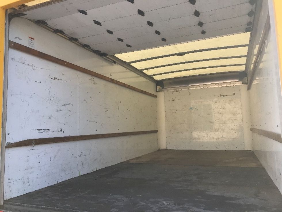 Light Duty Box Truck-Light and Medium Duty Trucks-GMC-2022-Savana G33903-Des Moines-IA-86,916\n\t\tmiles-$ 29,500 - Image 11