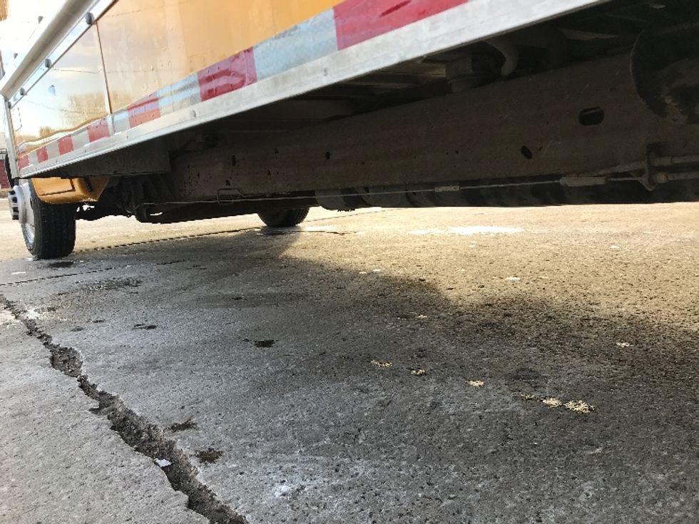 Light Duty Box Truck-Light and Medium Duty Trucks-GMC-2022-Savana G33903-Des Moines-IA-86,916\n\t\tmiles-$ 29,500 - Image 5