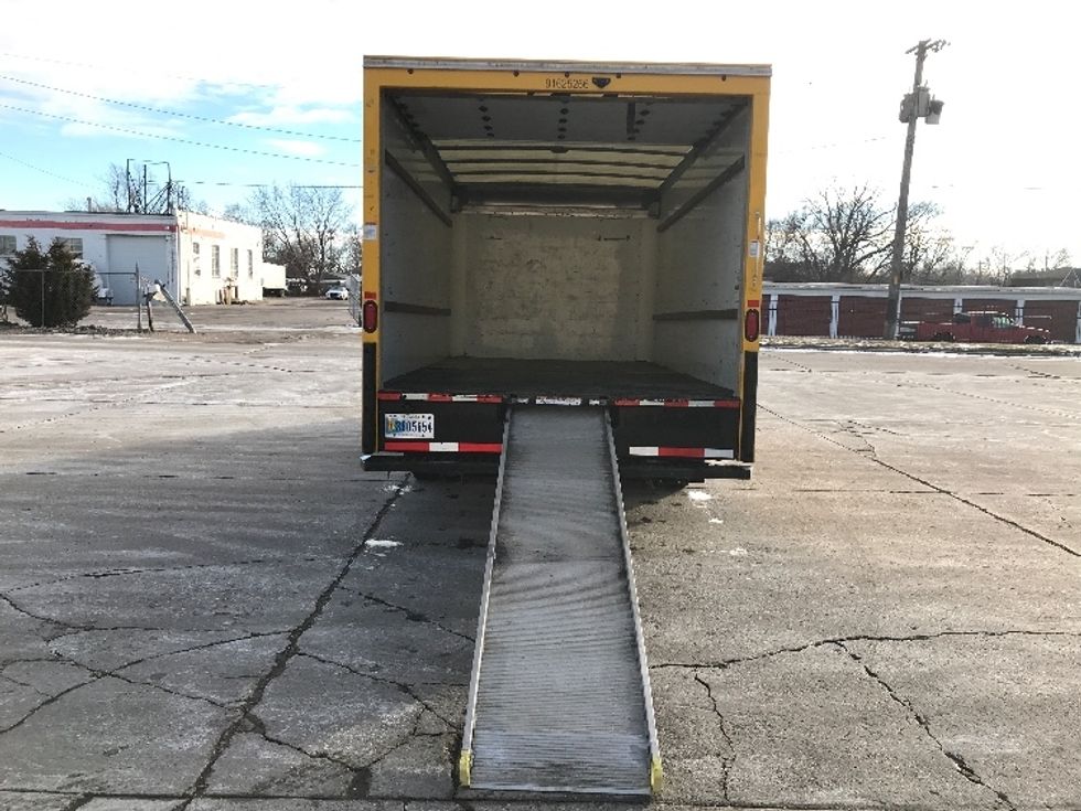Light Duty Box Truck-Light and Medium Duty Trucks-GMC-2022-Savana G33903-Des Moines-IA-86,916\n\t\tmiles-$ 29,500 - Image 9