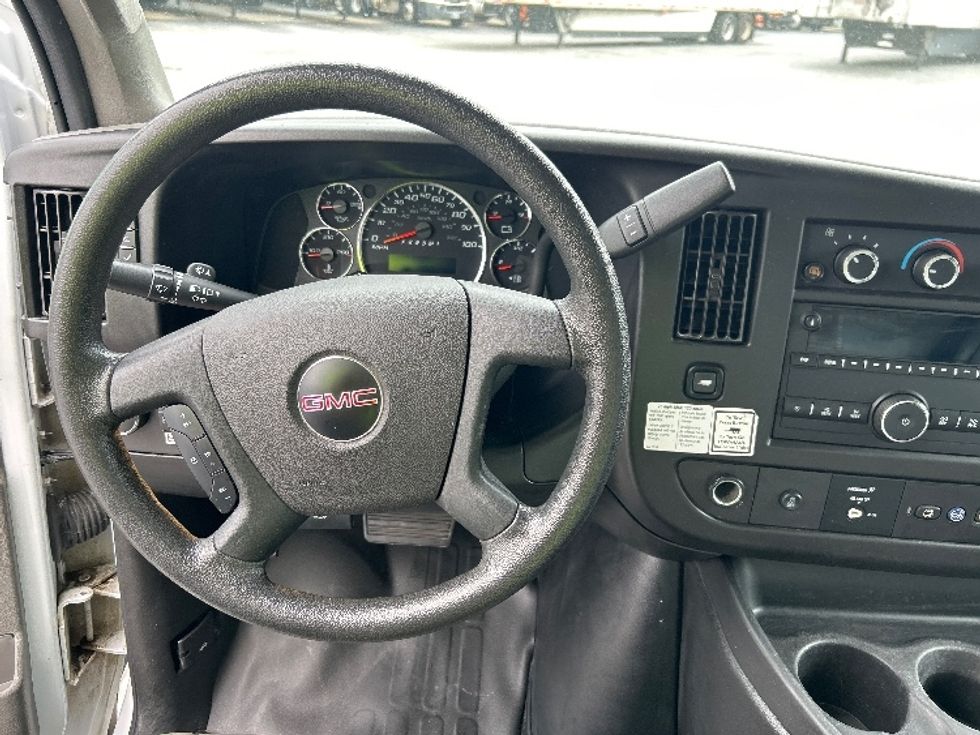 Light Duty Box Truck-Light and Medium Duty Trucks-GMC-2022-Savana G33903-Duluth-GA-114,130\n\t\tmiles-$ 30,750 - Image 18